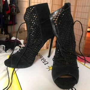 Steve Madden shoes, size 5.5